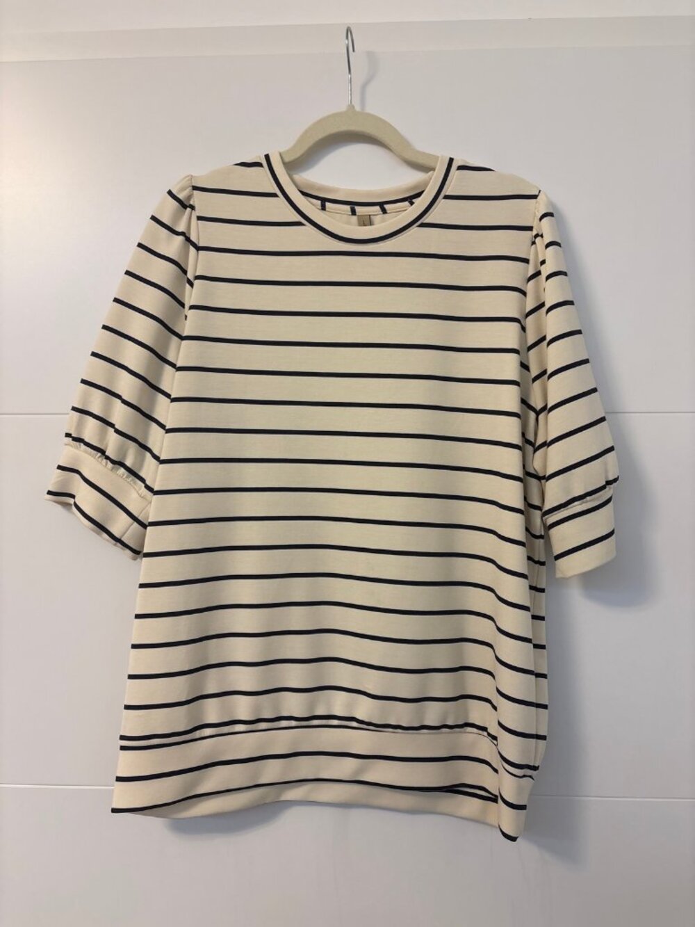 Soya Concept Cream Navy Striped 3/4 Sleeve Top Size L
